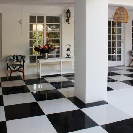 La Belle Guest House บลูมฟอนเทน ภายนอก รูปภาพ