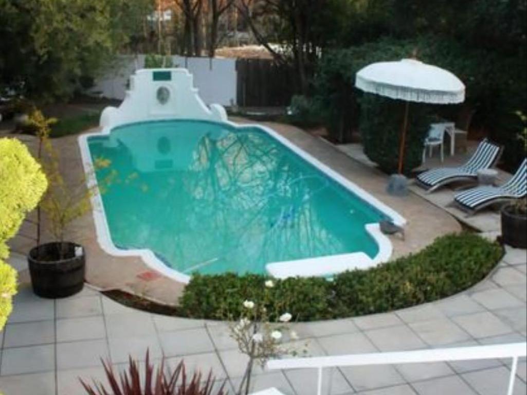 La Belle Guest House บลูมฟอนเทน ภายนอก รูปภาพ